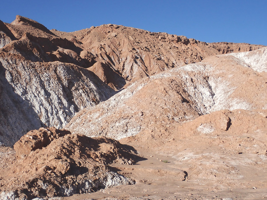Valle de Marte, regolito salino-arcilloso.